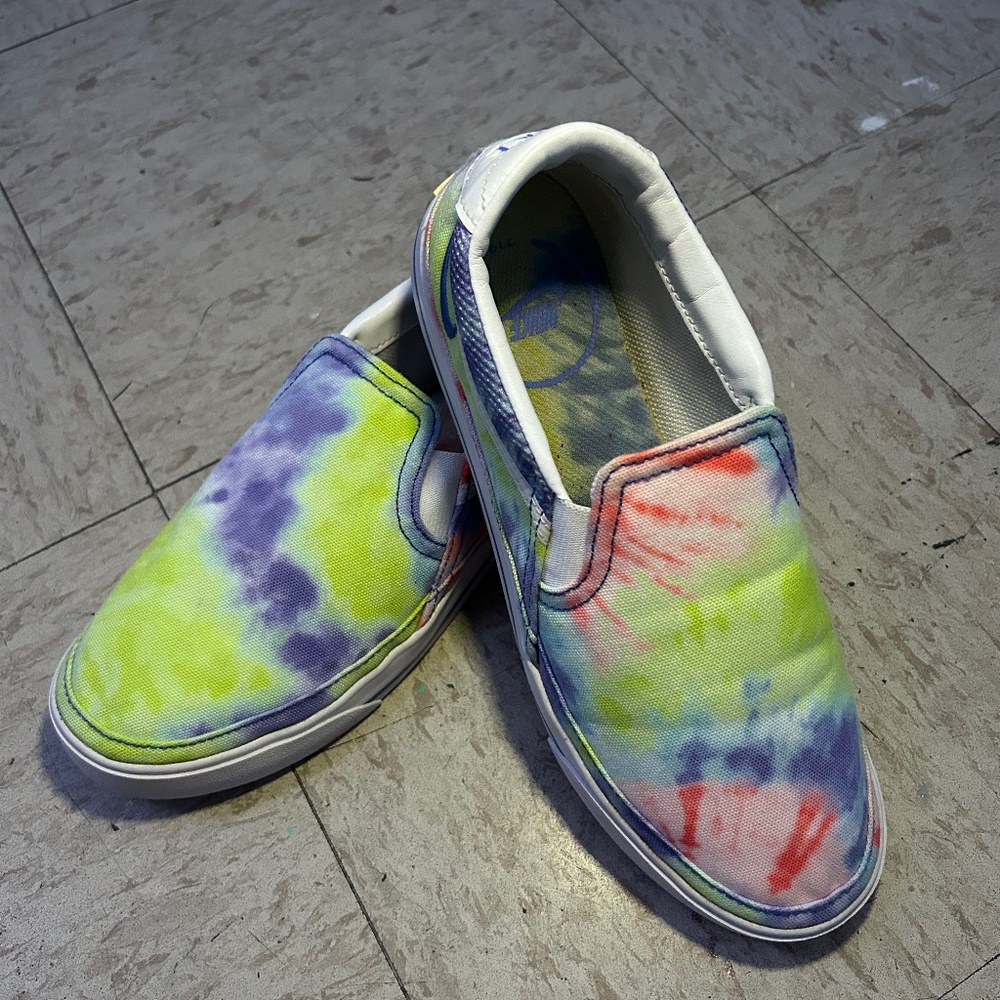 Slip ons